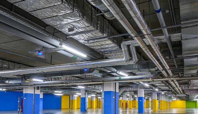 Commercial hvac ceiling ductwork